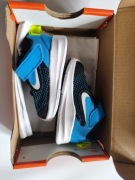 Buty dziecięce NIKE DOWNSHIFTER 9 rozm EUR 17