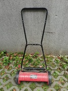 Wrocław. Ręczna kosiarka wrzecionowa Meec Tools