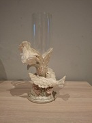 Kieliszek z gołębiami