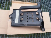 Porsche Macan podstawa uchwyt  wzmacniacza  95B 035 251