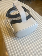 Oculus Meta Quest 2 64GB + Akcesoria