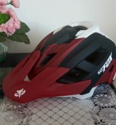 Kask rowerowy Batfox 
