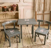 Komplet mebli vintage stolik lata 60 + 2 krzesła lata 70 PRL shabby chic