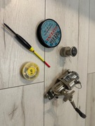 Kołowrotek + dodatki do wędkowania 