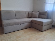 Narożnik z funkcją spania i schowkiem