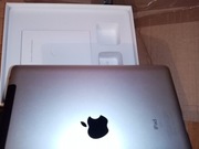 Tablet Apple iPad (2nd Gen) 9,7" 512 MB / 16 GB czarny