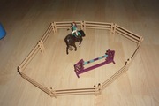 Schleich Horse Club Lisa i Storm 42516 oraz płotki przeszkoda