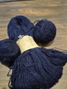 granatowa włóczka moherowa,  razem 190g