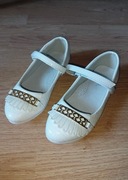 Białe eleganckie lakierowane balerinki baletki Enpuls skóra komunia wesele