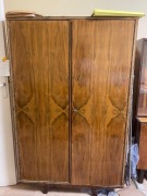 Ładne Stare szafy 
