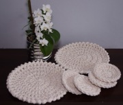 Podkładki pod talerze i kubki/szklanki 