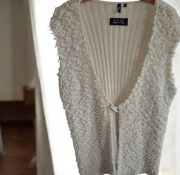 Narzutka sweter baranek rXL firmy Cecil Biały bezrękawnik kamizelka