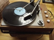 Gramofon.   Unitra