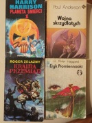 Planeta śmierci 1, Kraina Przemian, Eryk Promiennooki, Wojna Skrzydlatych