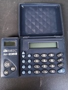 Stary, kieszonkowy kalkulator z lat 80/90