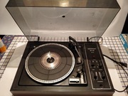 UNIVERSUM  FWV 101 GRAMOFON ZMIENIARKA