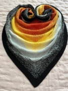 Chusta mech z ażurem 185 zł