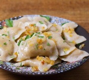 Domowe pierogi – ruskie, z mięsem, kapusta + grzyby