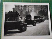 Czołgi PT-76 - defilada w Warszawie lata 1960-te