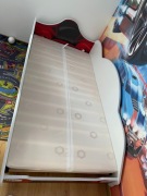 Łóżko wyścigówka