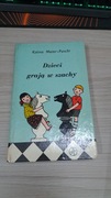 DZIECI GRAJĄ W SZACHY KOLMA MAIER-PUSCHI