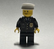 LEGO CITY FIGURKA POLICE cty0005a