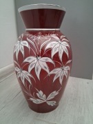 Wazon Spechtsbrunn bordowy z motywem kwiatowym