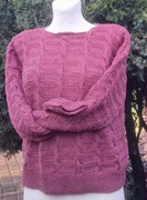 Wrzosowy ręcznie robiony sweterek bluzeczka vintage