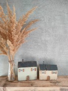 Drewniany domek oliwka dekoracja