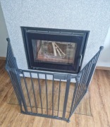 Bramka, płotek, kojec, osłona, zabezpieczenie schodów, kominka