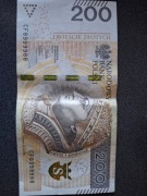 Banknot 200zl z 2015r unikalny numer CF8999988
