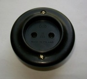 Gniazdo bakelit podtynkowe czarne antyk z PRL bdb