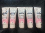 Podkład Eveline Cosmetics Finish Show. 