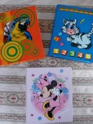 Zestaw 3 segregatorów z różnymi karteczkami Disney i innymi