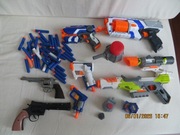 5 pistoletow Nerf każdy inny w bardzo dobrym stanie plus 2 gratisy
