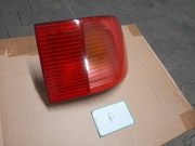 Audi A8 D2 Lampa prawy tył w błotnik 