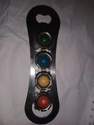 Stary zabytkowy otwieracz 