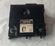 KAMERA SENSOR SZYBY PRZÓD TOYOTA RAV4 86468-42011