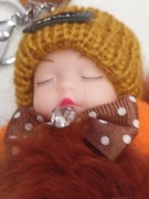 Brelok pomponowy , torebki ,worki , tornistry ,samochody, śpiąca laleczka 