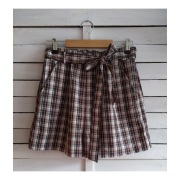 Krótkie spodenki z wysokim stanem w kratkę, paperbag, rozm. 14, 42, XL