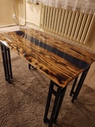 Stolik kawowy z żywicy epoksydowej 