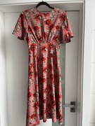 Różowa sukienka midi w kwiaty z odkrytymi plecami 36 S Nasty Gal