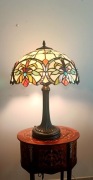 Stylowa Lampa Witrażowa TIFFANY Elegancja i Klasyka