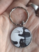 Brelok do kluczy,zawieszka koty ying-yang