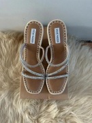 Eleganckie klapki Steve Madden z cyrkoniami