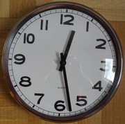 IKEA PUGG Zegar ścienny, stal nierdzewna, 32 cm