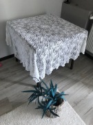 okrągły obrus wykonany na szydełku 190 cm średnica
