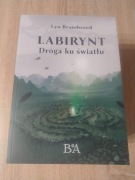 "Labirynt Droga ku światłu" Lyn Brandwood 