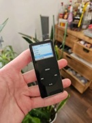 iPod Nano 1 Generacji 4gb - stan dobry w pełni sprawny | Kabel ładujący |