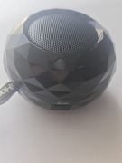 Głośnik Bluetooth iHome czarny przenośny bezprzewodowy